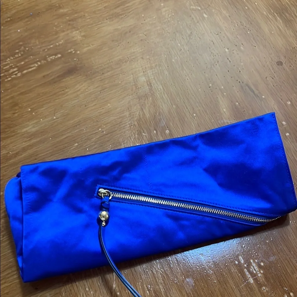 Diane Von Furstenberg Vibrant‎ Blue Satin Clutch with Gold Zipper Party Wedding